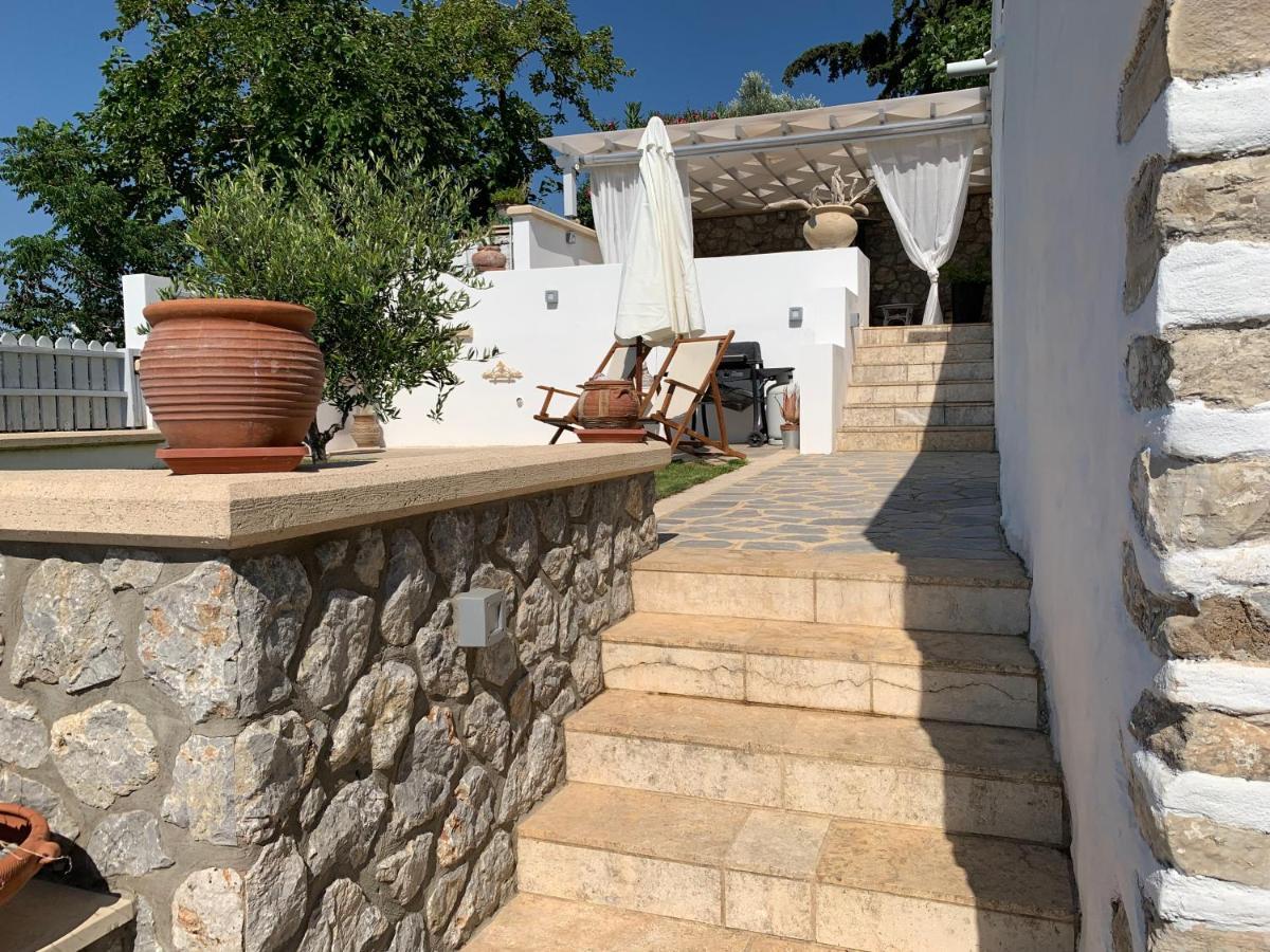 Villa Moeses House à Asfendiou Extérieur photo