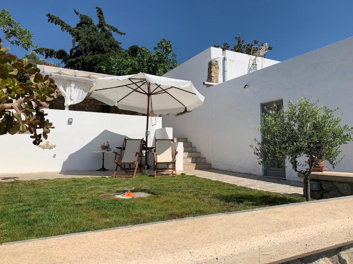 Villa Moeses House à Asfendiou Extérieur photo