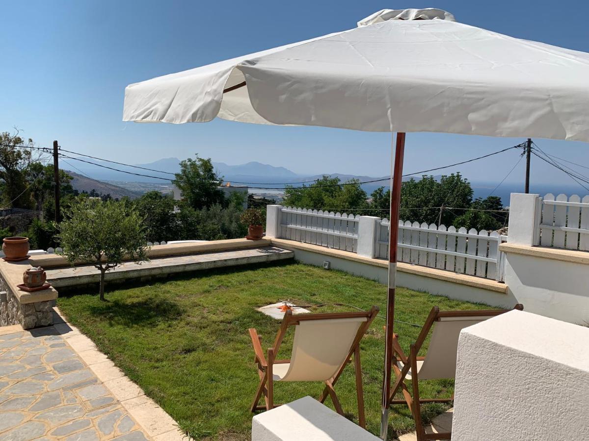 Villa Moeses House à Asfendiou Extérieur photo
